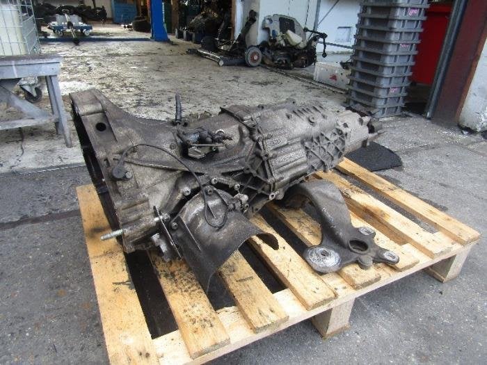Versnellingsbak van een Audi A4, Gebruikt, -, Verzenden, -