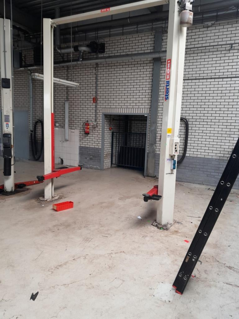 Koni Stertil SK2030 2 koloms hefbrug 3000kg bj07 spec.opname, Ophalen