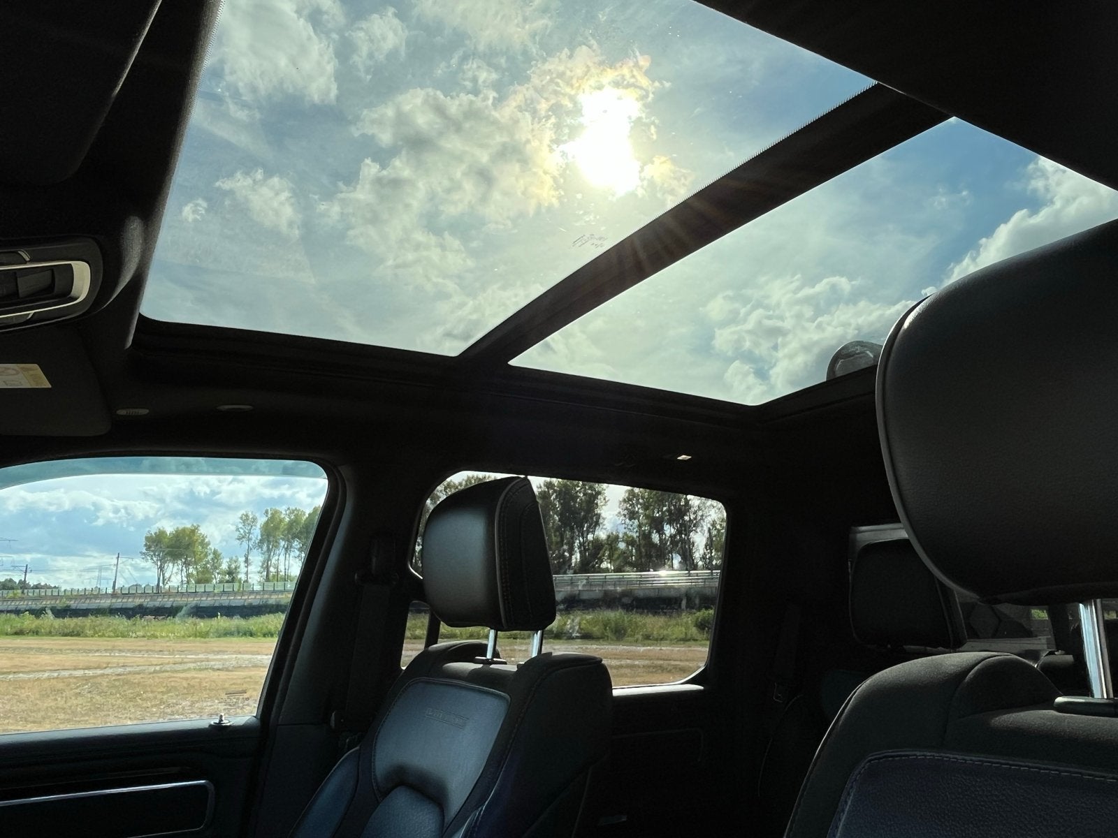 Foto 10 van Dodge RAM 1500 Laramie Night 2019 BDS Lift & Fox Overland