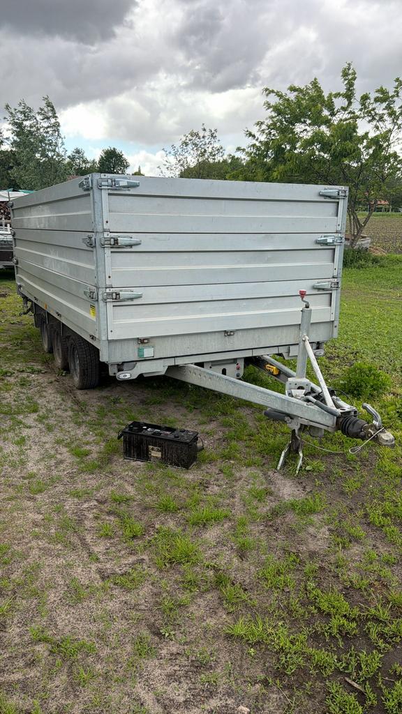 Aanhangwagen tridem kipper, Ophalen, Gebruikt