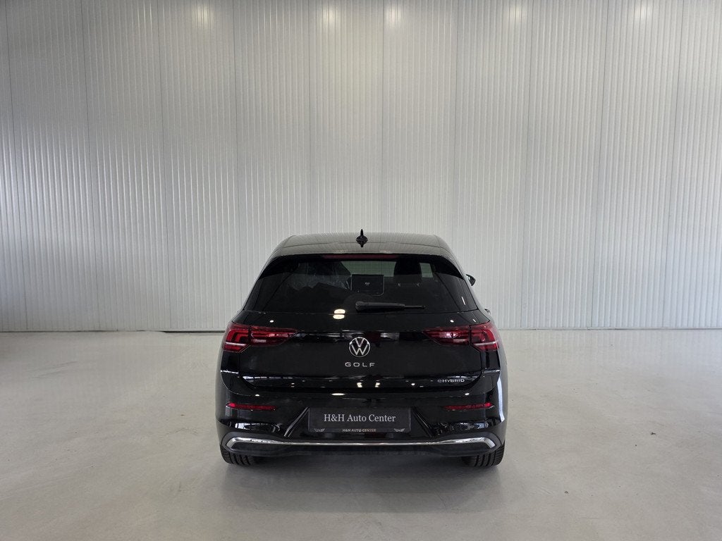 Volkswagen Golf 1.5 eHybrid Style BTW |Carplay|Cruise Contro, Auto's, Volkswagen, Automatische klimaatregeling, Zwart, 4 cilinders