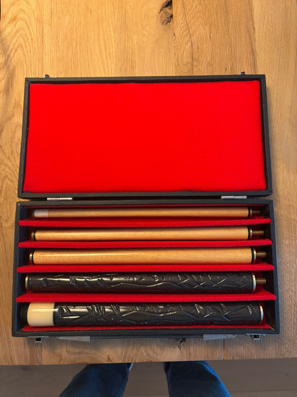 Prachtige handgesneden vintage pool keu, Ophalen of Verzenden, Zo goed als nieuw, Keu of Ballen