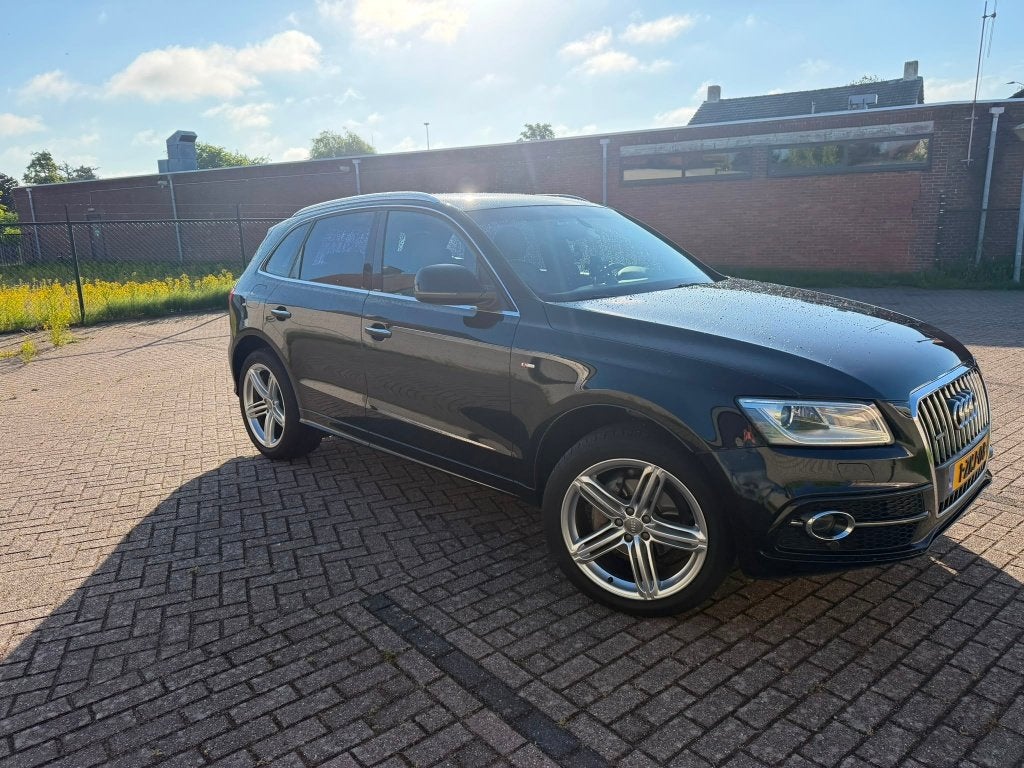 Audi Q5 2.0 Tfsi Quattro 165KW Tiptr 2015 Zwart, Auto's, Audi, 1730 kg, Euro 6, 4 cilinders, Alcantara