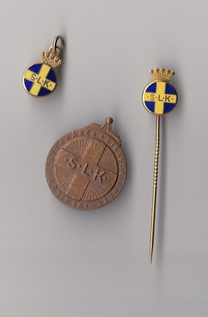 Zweden Vrijwillige Vrouwen Burger bescherming speldjes, Niet vindbaar, Niet vindbaar, Nederland, Embleem of Badge