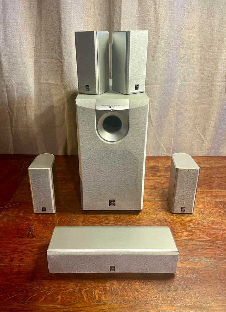 Yamaha NS-P100 5.1 surround speakersysteem met subwoofer, Overige merken, Gebruikt, 70 watt of meer, Ophalen of Verzenden
