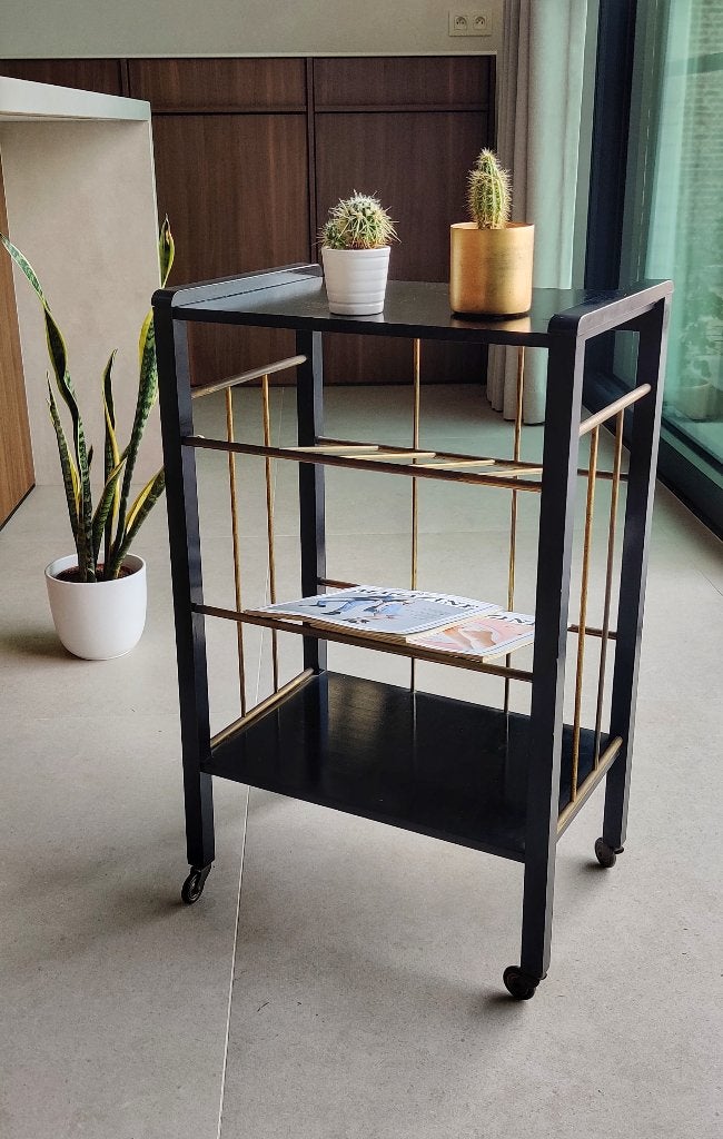 Prachtige vintage magazinehouder / bijzettafel, Minder dan 55 cm, Rond, Zo goed als nieuw, Midcentury