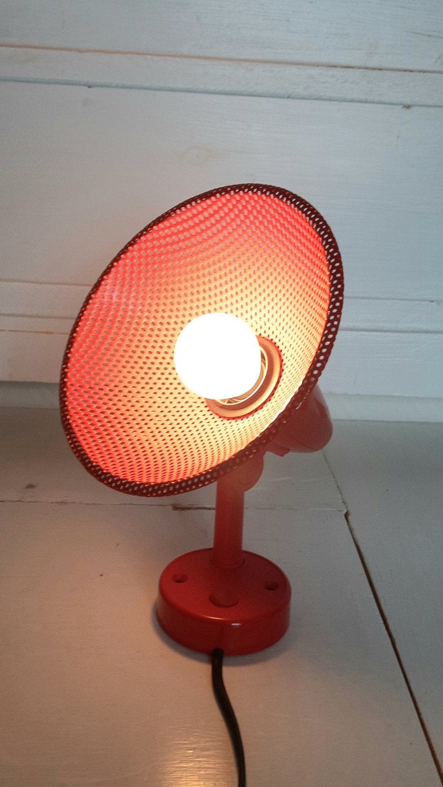 Brilliant wand/tafellamp zeldzaam jrn 80,lees beschrijving, Rood, E14 (klein), Ophalen of Verzenden, Zo goed als nieuw
