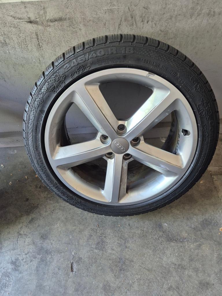 Audi velgen met winterbanden 245/40 R18, Auto-onderdelen, Banden en Velgen, 18 inch, Banden en Velgen, Personenwagen, Gebruikt