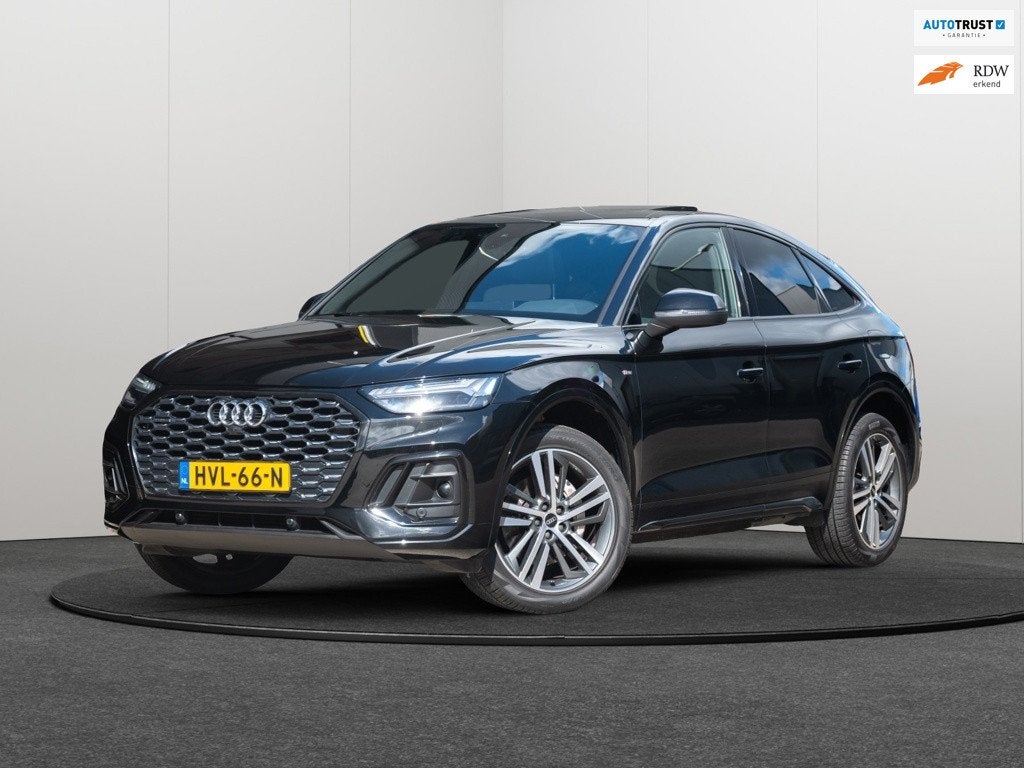 Audi Q5 Sportback 55 TFSI e S-line|PANO, Auto's, Automaat, Gebruikt, 4 cilinders, Leder en Stof