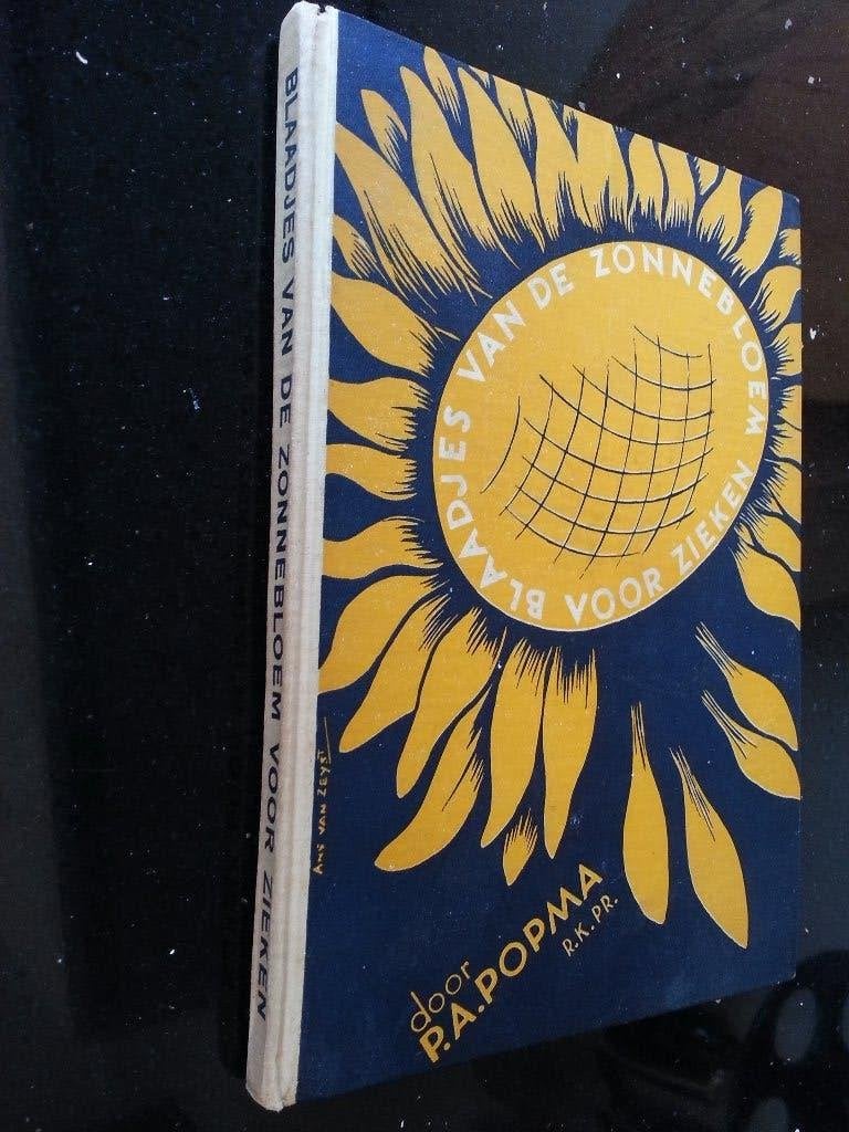 Boekje "Blaadjes van de zonnebloem voor zieken" uit 1946, Ophalen of Verzenden, Zo goed als nieuw, P.A. Popma