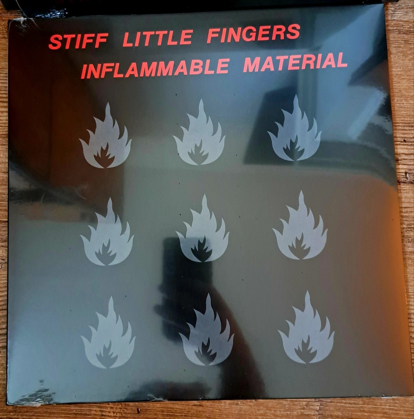 Stiff Little Fingers - Inflammable Material (Nieuw LP), LP, Geseald, Ophalen of Verzenden, 12 inch