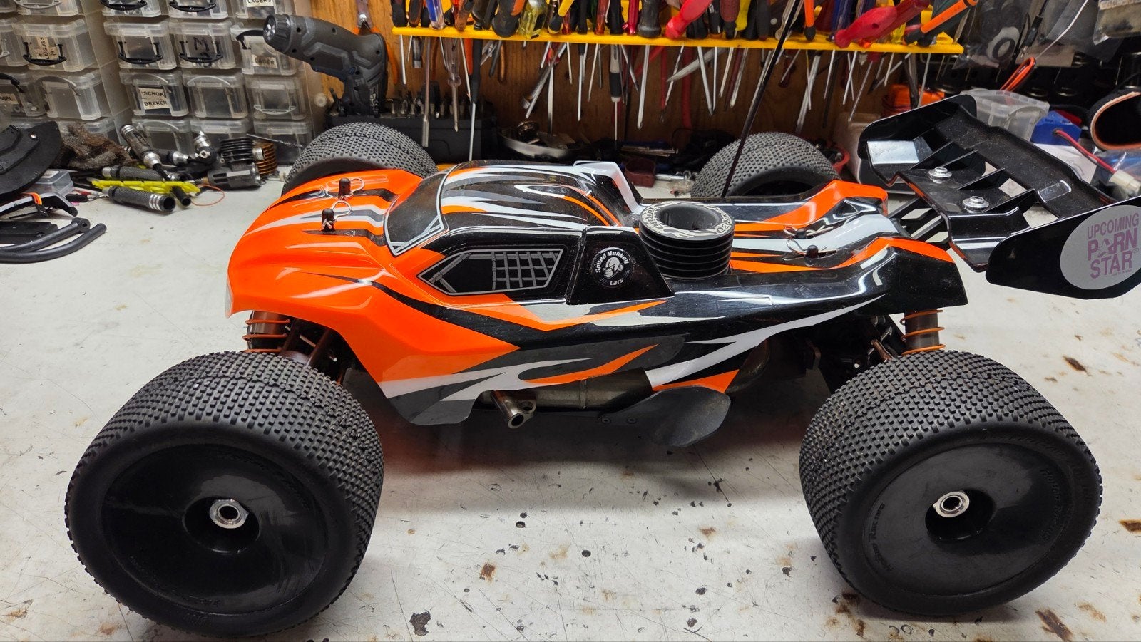 Te koop zogoed als nieuwe hyper, Hobby en Vrije tijd, Ophalen of Verzenden, Zo goed als nieuw, Schaal 1:8, Nitro