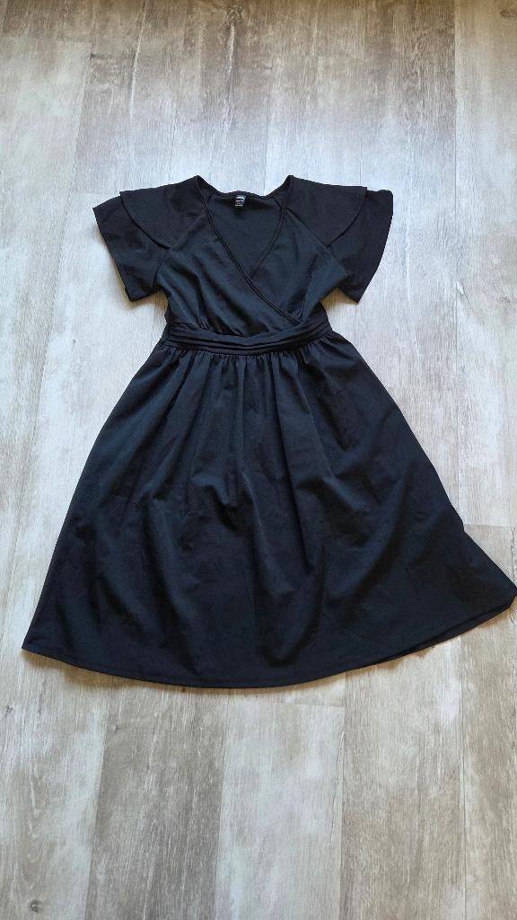 shein jurk S, Kleding | Dames, Jurken, Zwart, Ophalen of Verzenden, Zo goed als nieuw, Knielengte