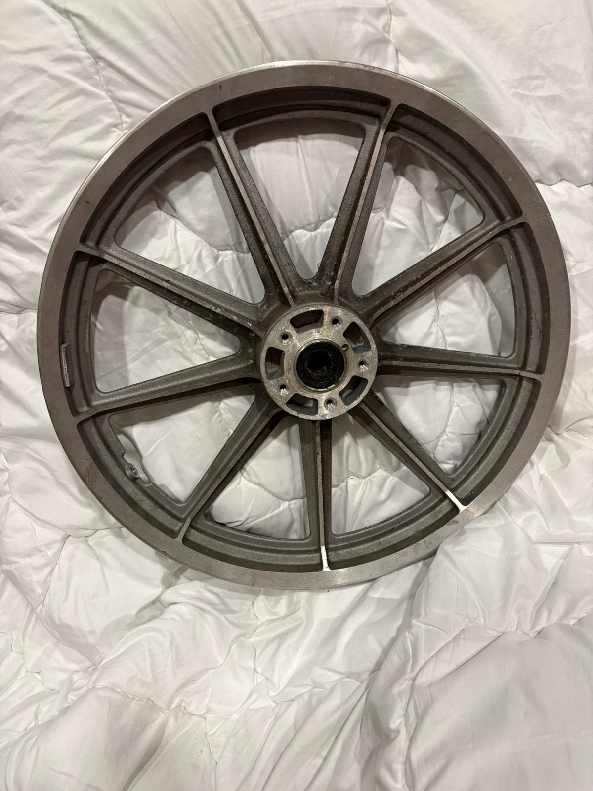 9 spaaks velg 19 inch x 2.15 gietwiel FXR narrow glide, Ophalen of Verzenden, Gebruikt