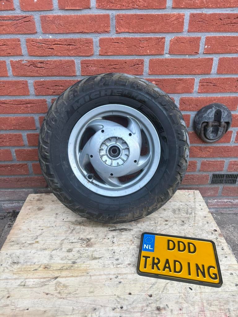 Typhoon xr achtervelg 10inch, Motoren, Tuning en Styling, Ophalen of Verzenden