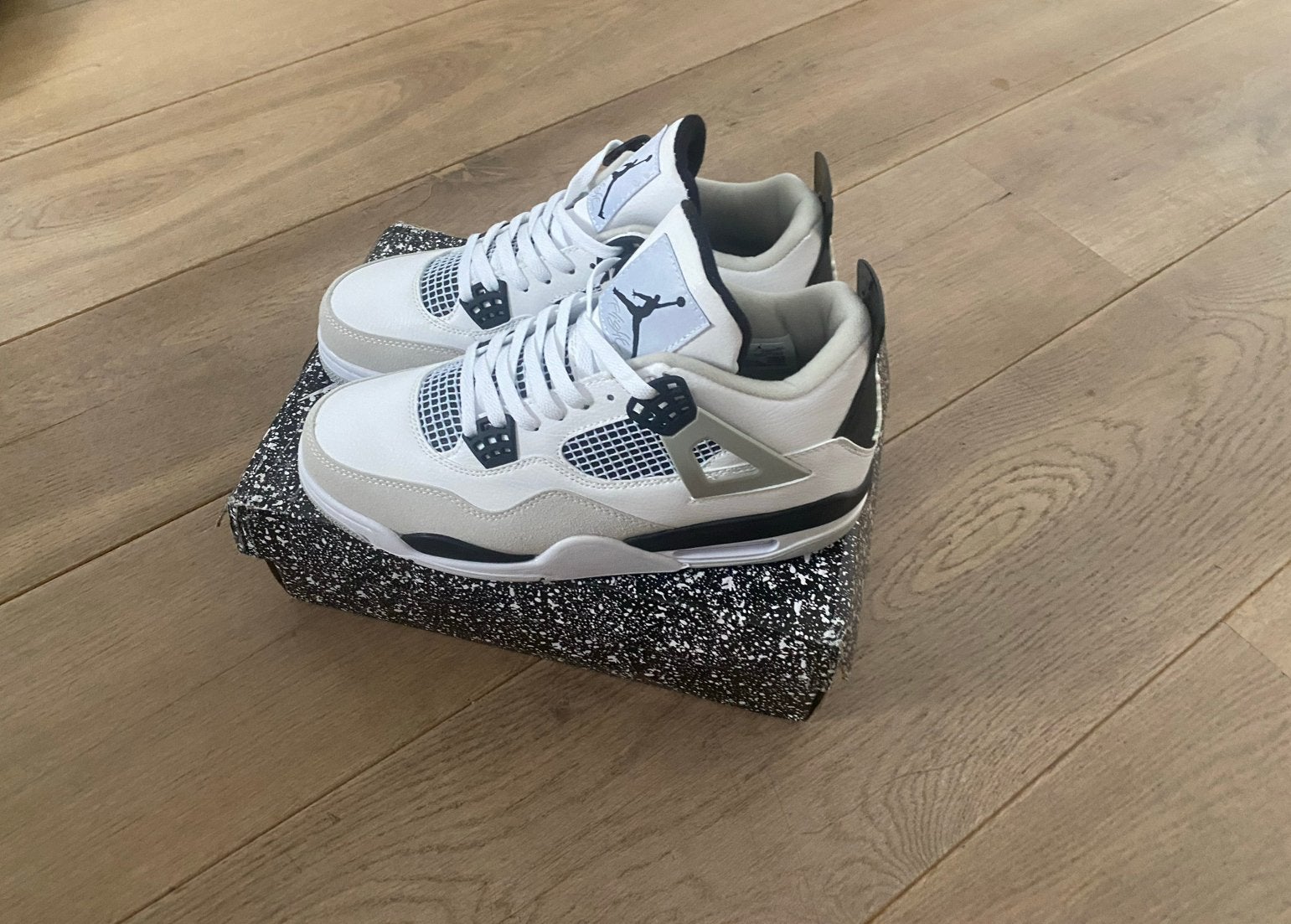 Nike Air Jordan 4 Retro Military Black, Kleding | Heren, Schoenen, Wit, Nieuw, Ophalen of Verzenden, Sneakers of Gympen