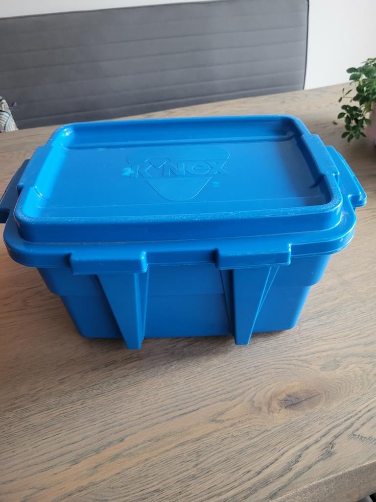 Lege blauwe opbergdoos voor K'nex
20 cm x 20 cm x 40 cm, Kinderen en Baby's, Speelgoed | Bouwstenen, Ophalen, K'nex