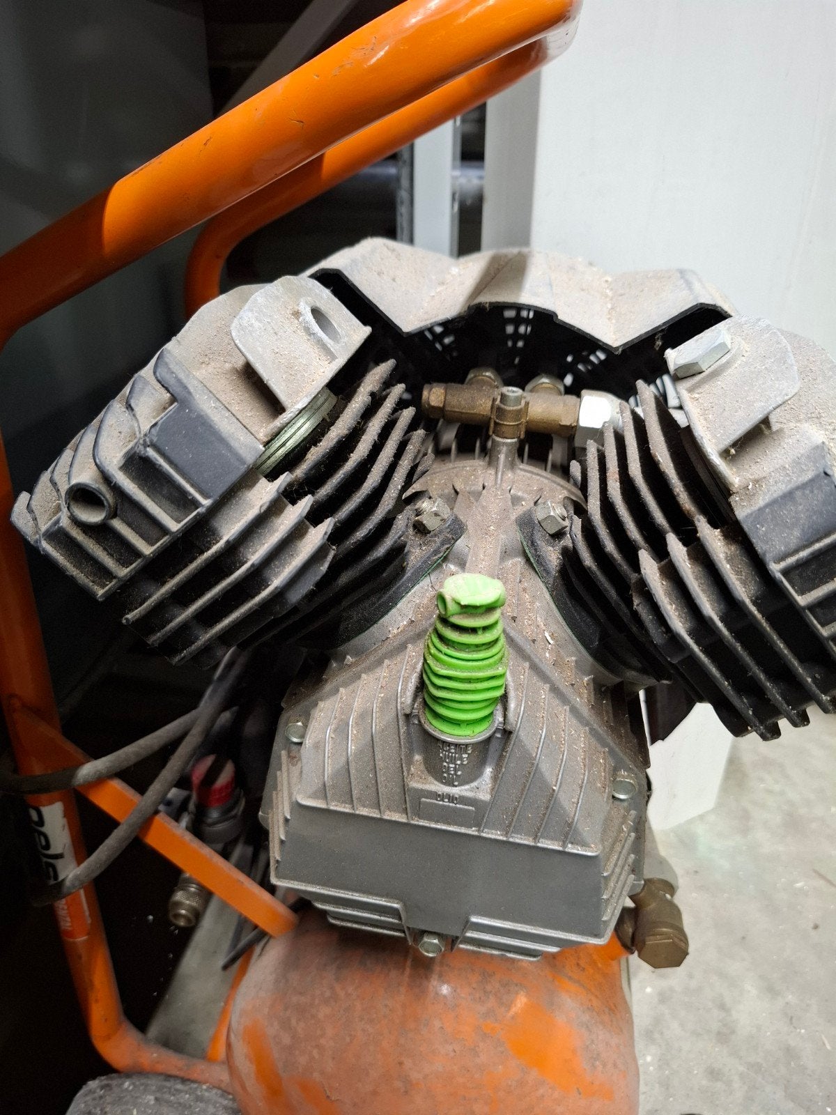 Air Com Italy DB19K Compressor - 19L, 11 bar, Doe-het-zelf en Verbouw, Ophalen, Gebruikt, 10 bar of meer, Minder dan 200 liter/min