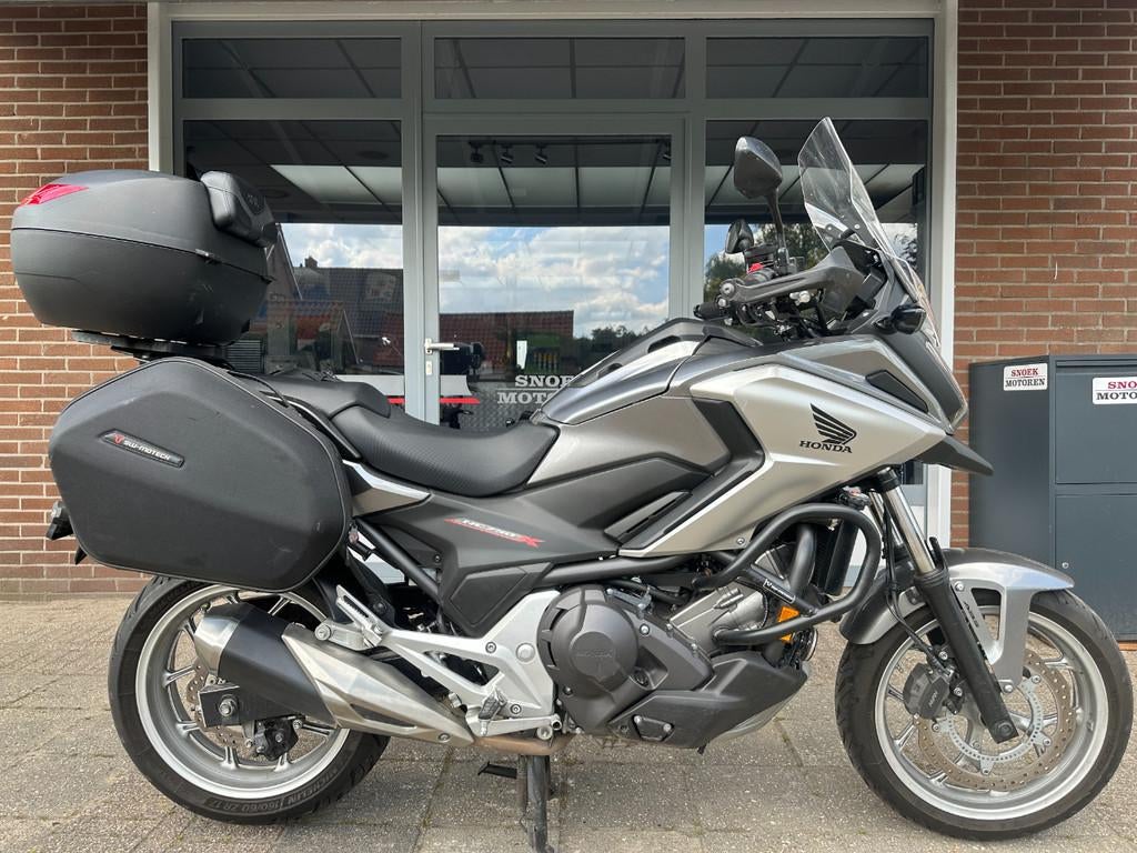 Honda NC750X DCT Automaat (bj 2016), Auto's, Overige modellen, Overige carrosserieën, Overige brandstoffen, Bedrijf