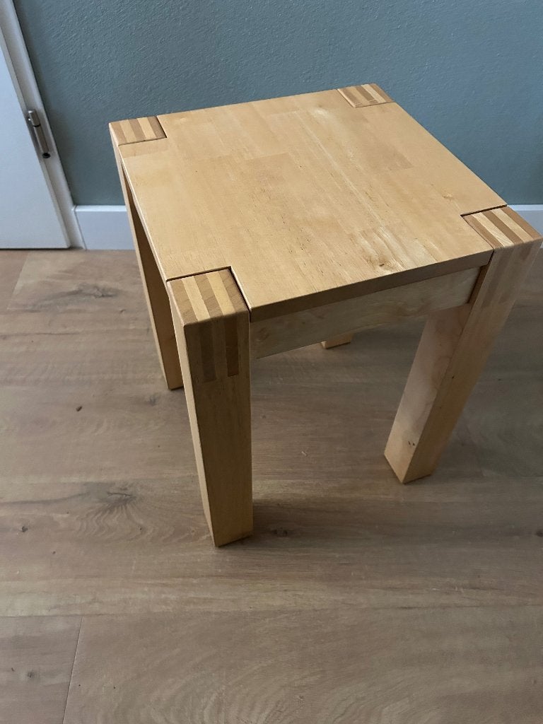 Ikea Nordby bijzettafel 35x35x45, Huis en Inrichting, Minder dan 55 cm, Gebruikt, Vierkant, Hout
