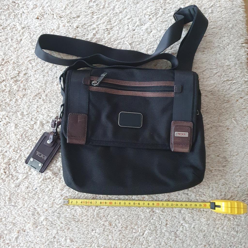 Tumi vintage crossbody, Ophalen of Verzenden, Zo goed als nieuw, Zwart
