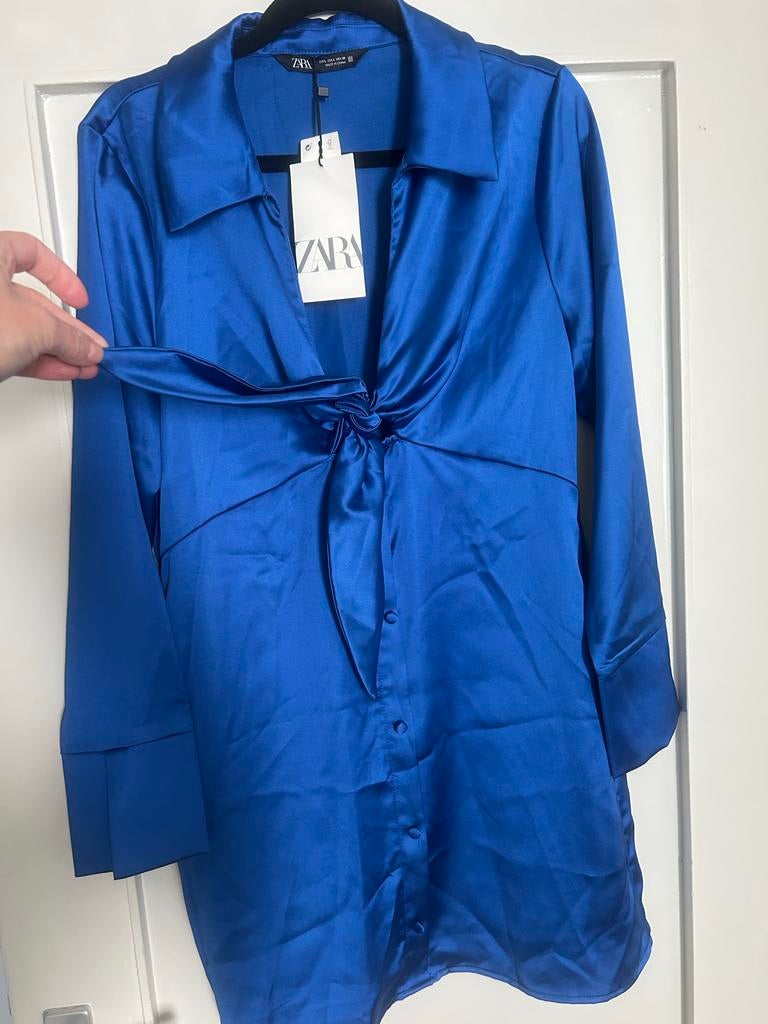 Zara jurk blauw met knoopdetail, Maat 38/40 (M), Blauw, Nieuw, Ophalen of Verzenden