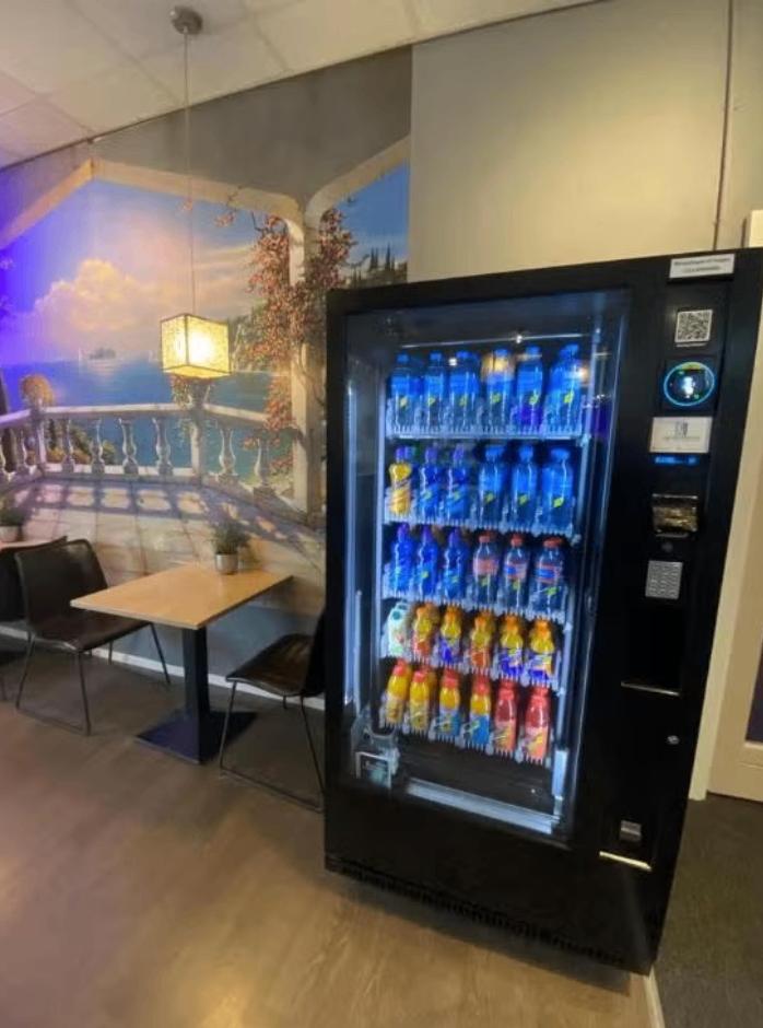 Vendo G-Drink 6 | Drankautomaat | Vendingmachine, Ophalen, Vending Master, Ewinkel 12, 5431ND Cuijk, Info@vendingmaster.nl
