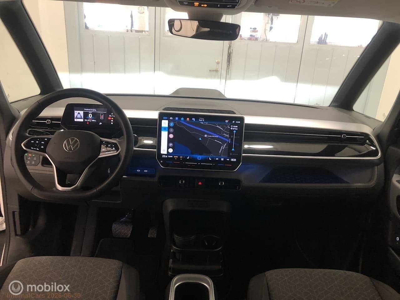 Volkswagen ID. Buzz Pro 86 kWh LWB 7p. Trekhaak, Auto's, Volkswagen, Gebruikt, 7 stoelen, Wit, 483 km