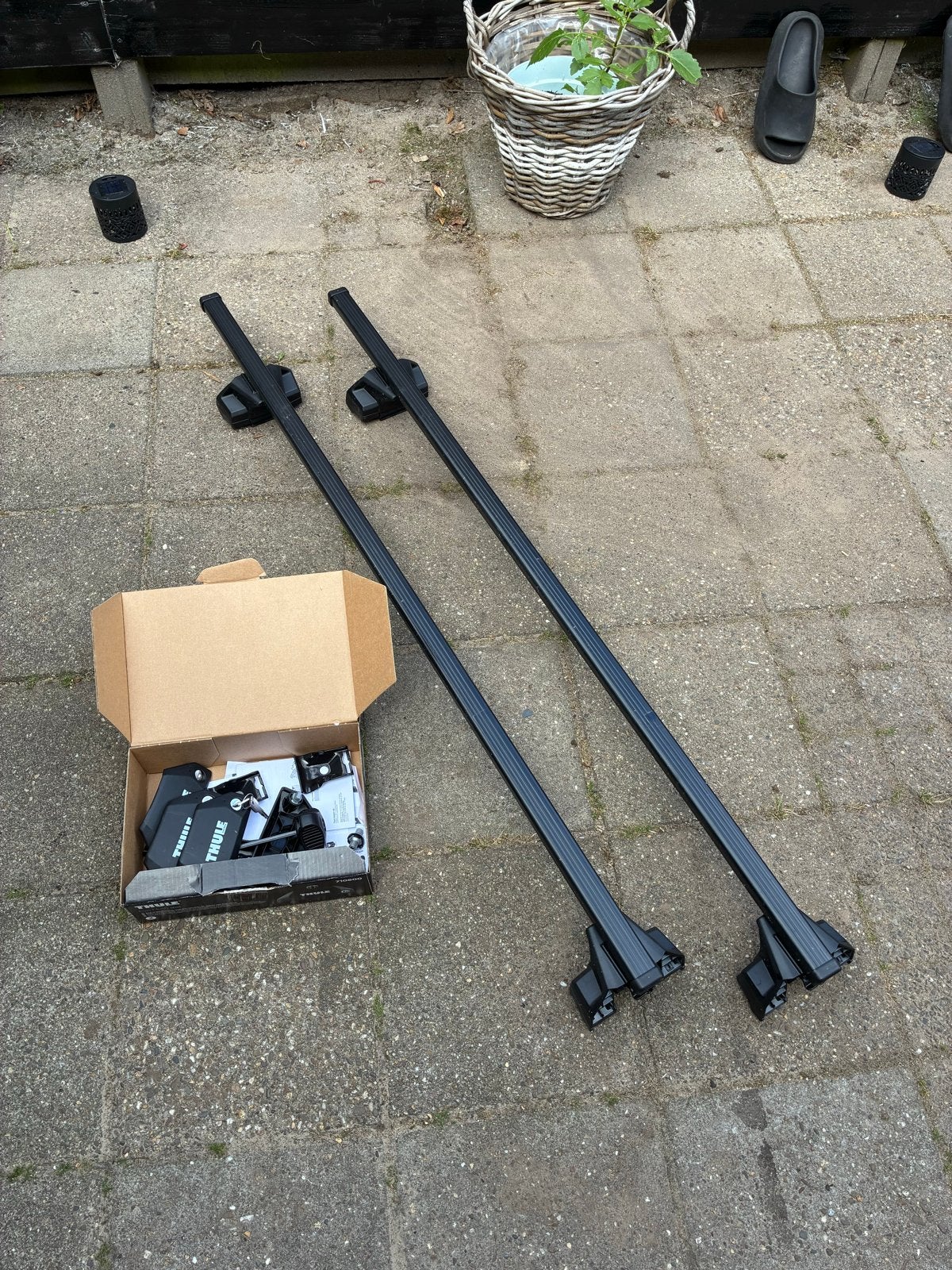 Thule Evo Flush Rail dakdragers - Zo goed als nieuw, Auto diversen, Dakdragers, Ophalen of Verzenden, Zo goed als nieuw