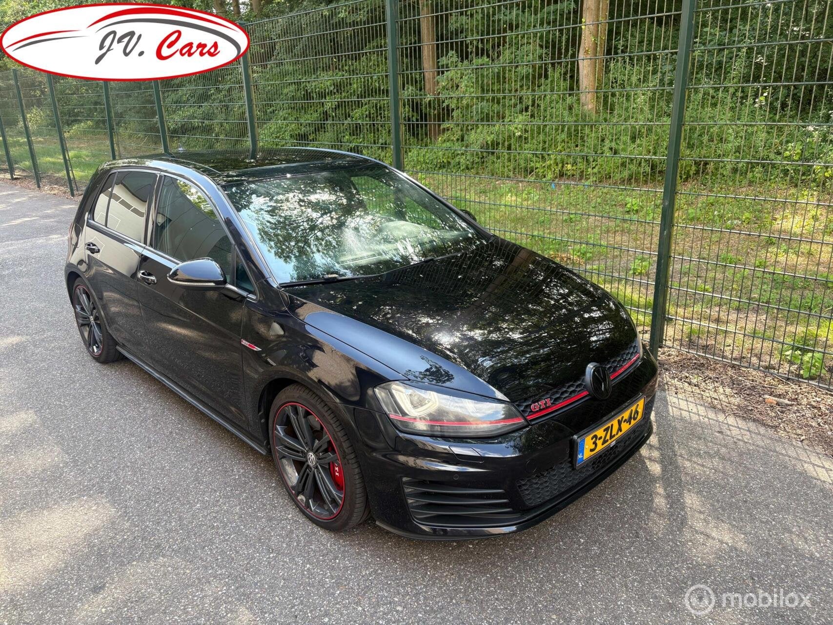 Volkswagen Golf 2.0 TSI GTI Perform. panorama Navi, Gebruikt, Euro 6, 4 cilinders, 1984 cc
