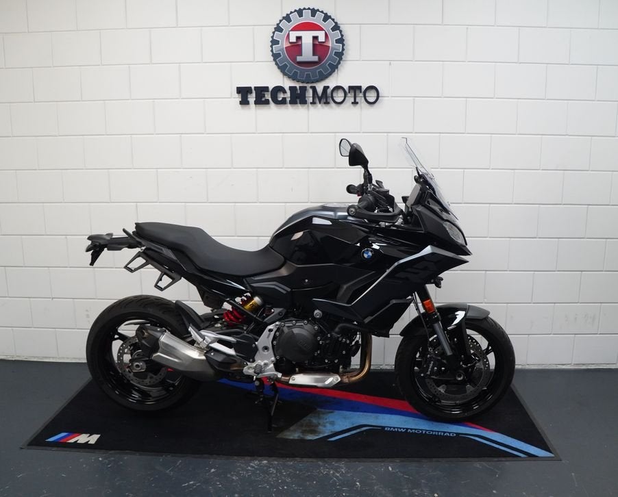 BMW F 900 XR F900XR 12/2025 Triple black ABS ESA middenbok !, Motoren, 2 cilinders, Motorrijbewijs A, Bedrijf, Onbekend