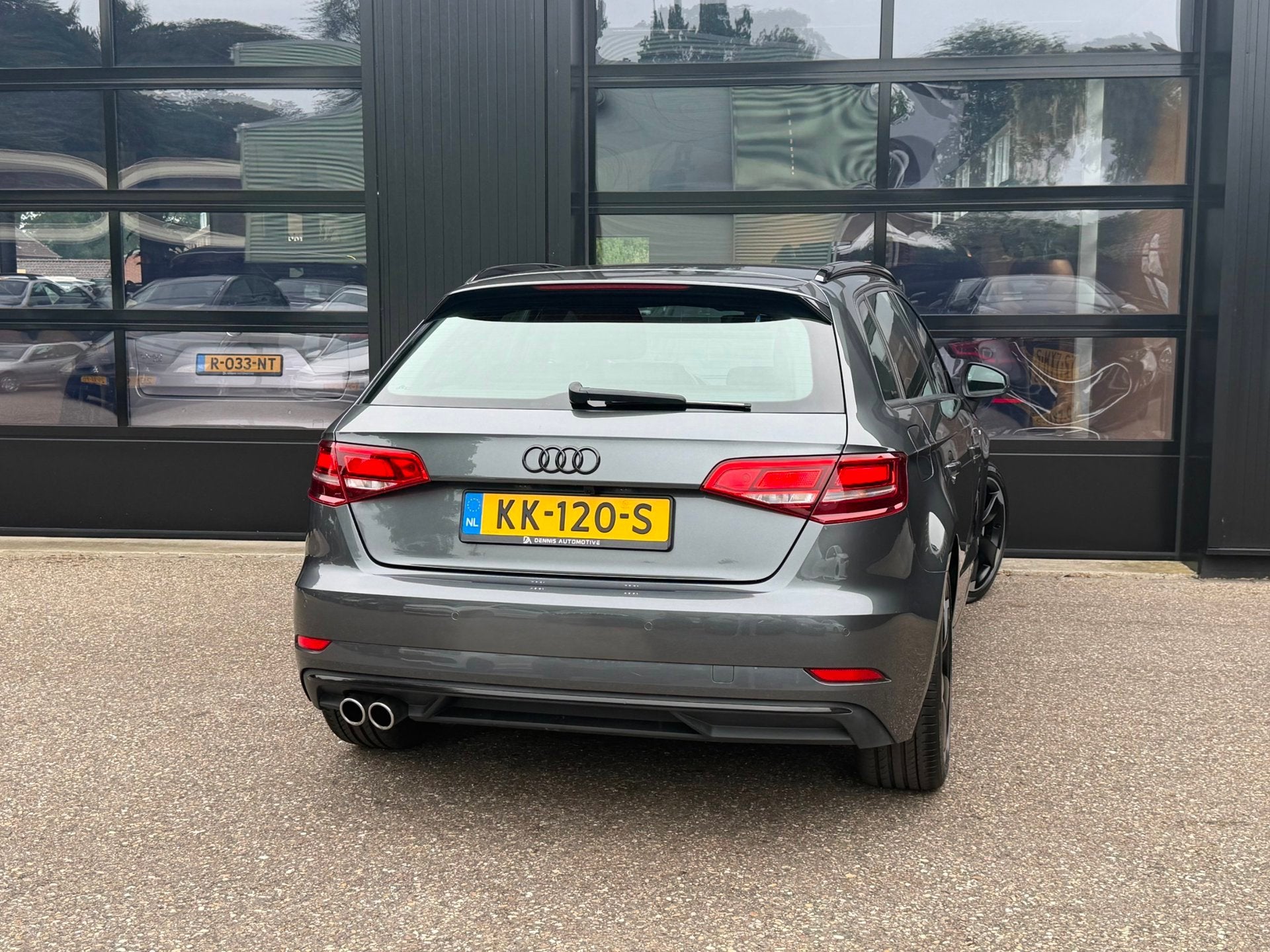 Audi A3 Sportback 2.0 TFSI Sport S-Line Edition LED Carplay, Voorwielaandrijving, Gebruikt, 1984 cc, Leder en Stof