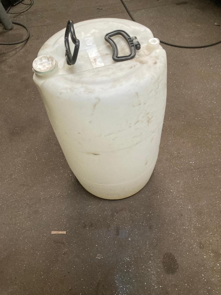 Jerry can jerrycan ton inhoud 60 liter, Ophalen, Gebruikt