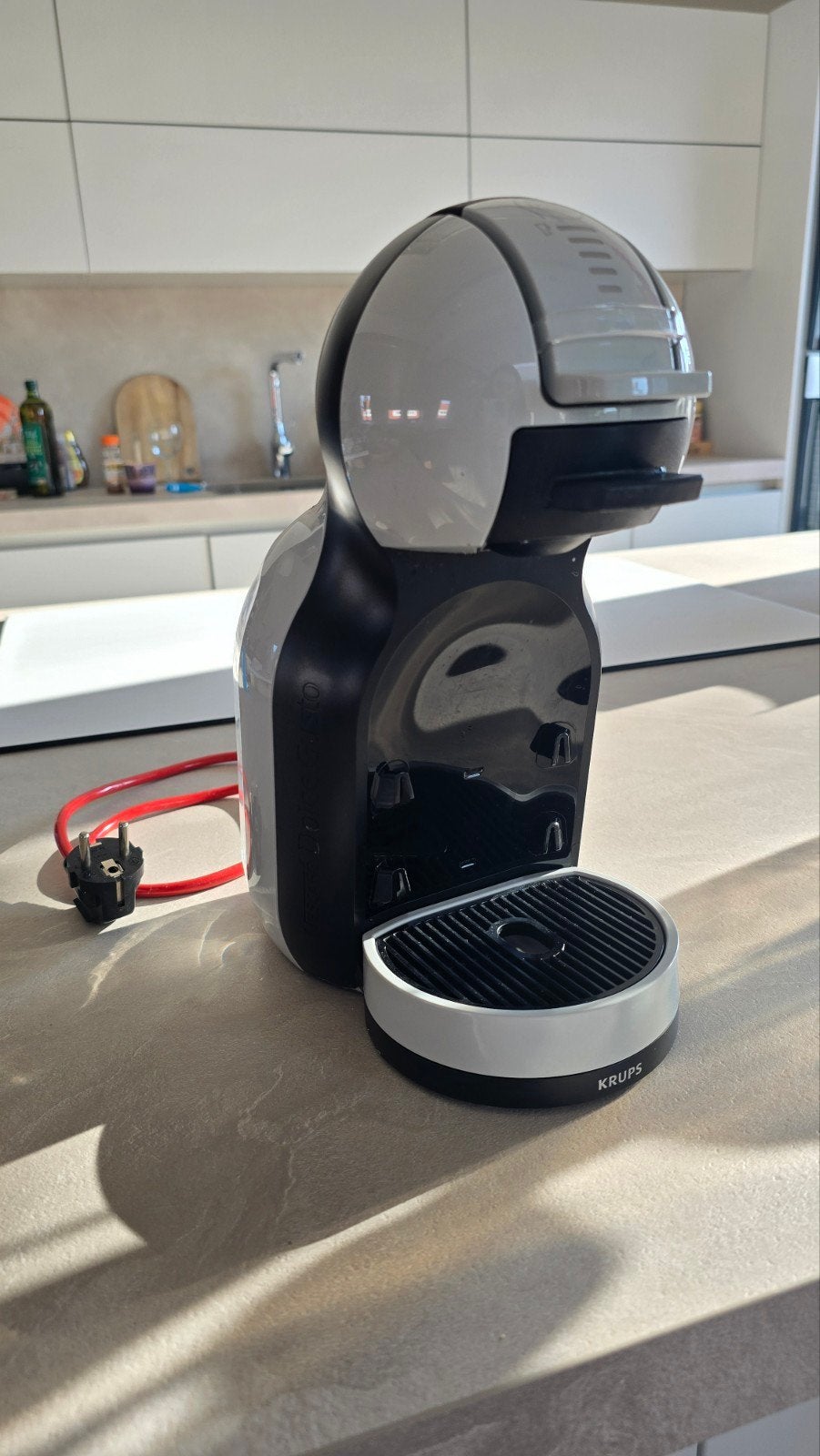 Krups Nescafé Dolce Gusto Mini Me Koffiezetapparaat, Ophalen, Koffiemachine, Zo goed als nieuw, 1 kopje