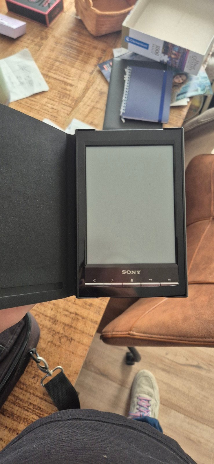 sony ereader + oplader, Computers en Software, Ophalen, Gebruikt