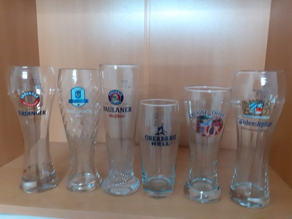 Bierglazen 2 verschillende foto's, Verzamelen, Ophalen, Nieuw, Glas of Glazen, Overige merken