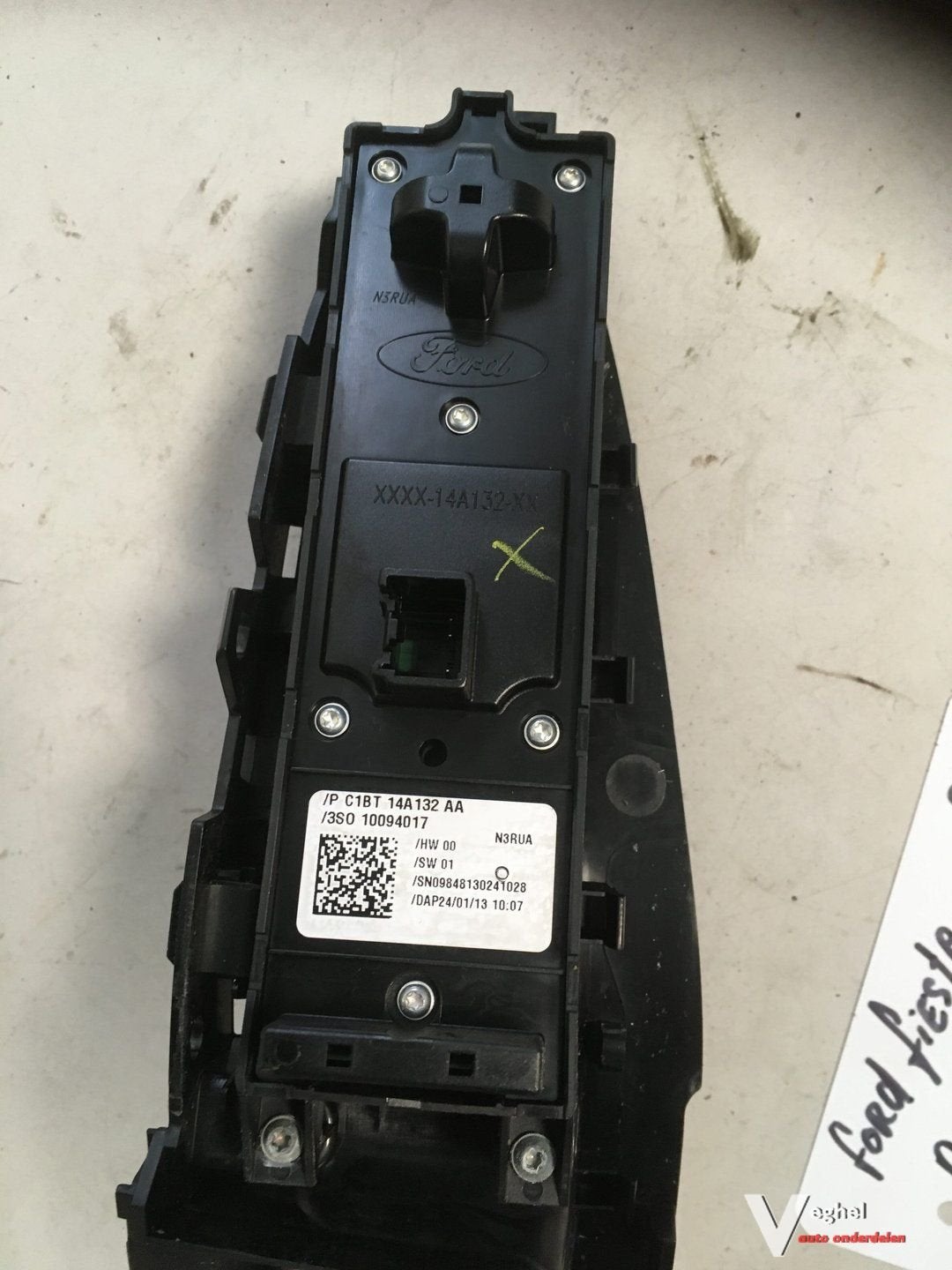 Ford Fiesta 2014 Raamschakelaar met spiegelbediening Linksvo, Gebruikt, -, -, Ophalen of Verzenden