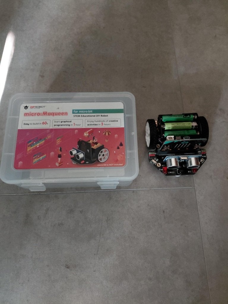 BBC microbit en micro maqueen met instructieboek, Ophalen of Verzenden, Zo goed als nieuw