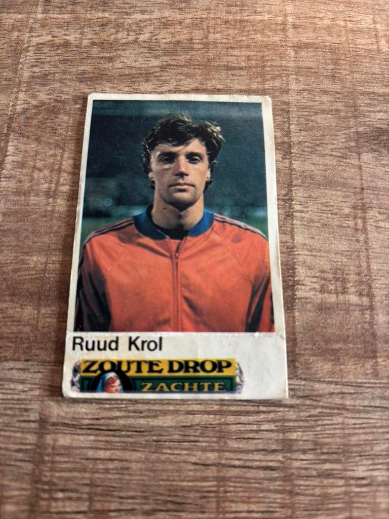 Ruud Krol plaatje WK 1978, Verzamelen, Sportartikelen en Voetbal, Ophalen of Verzenden, Buitenlandse clubs, Poster, Plaatje of Sticker