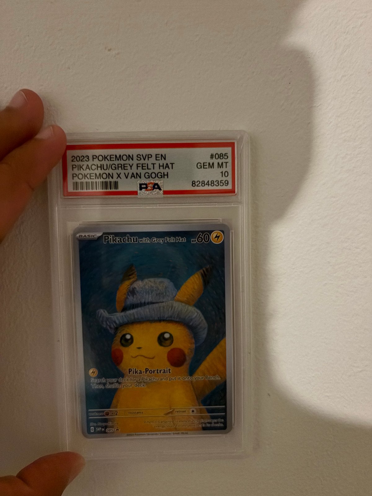 Pikachu met Grijze Vilten Hoed PSA 10 - Pokémon x Van Gogh, Ophalen, Nieuw, Losse kaart