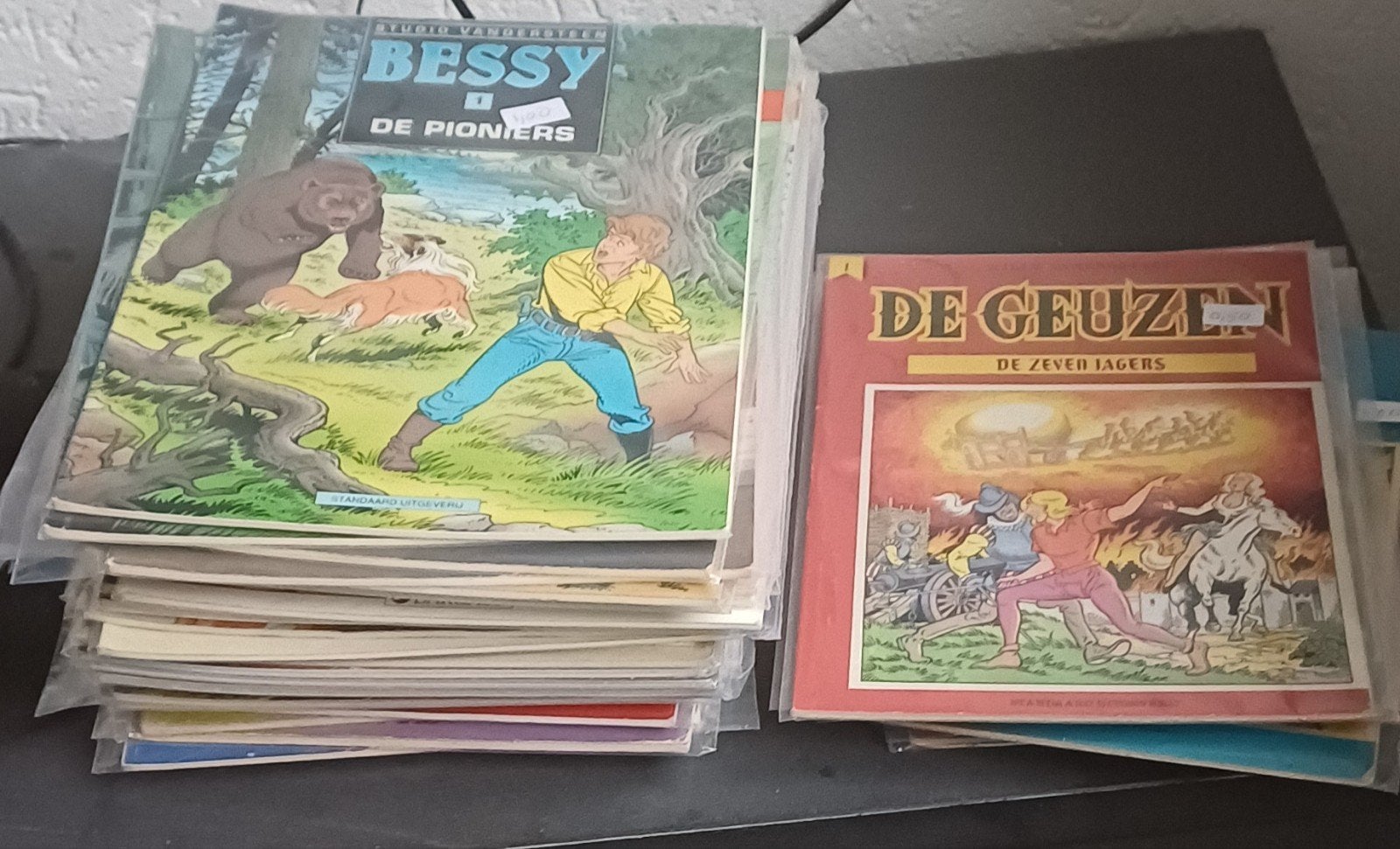 50 stripboeken in beschermhoesje - Diverse series, Boeken, Stripboeken, Ophalen