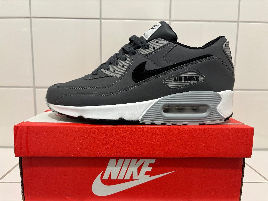 Nike air max 90 grijs-wit-zwart maat 41, Kleding | Heren, Schoenen, Overige kleuren, Ophalen of Verzenden, Sneakers of Gympen