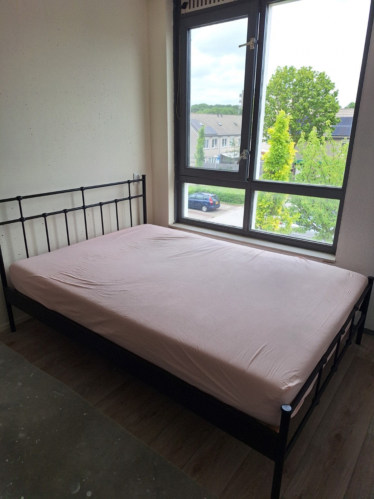 Stalen Bed 140x200 inclusief lattenbodem en matras, Ophalen, Zwart, Tweepersoons, 140 cm