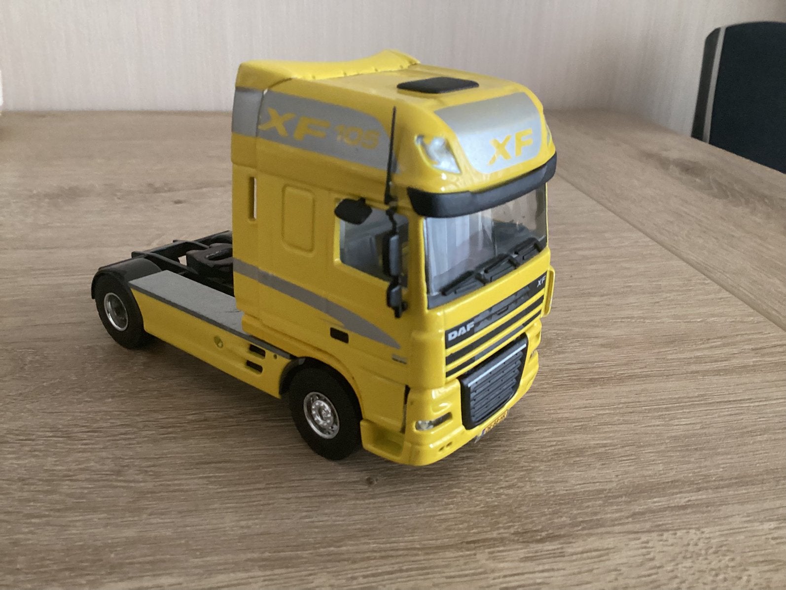 Zgan DAF 105 XF kantcabine Spiegels Stuuras Koeloplegger, Hobby en Vrije tijd, Modelauto's | 1:50, Ophalen of Verzenden, Zo goed als nieuw