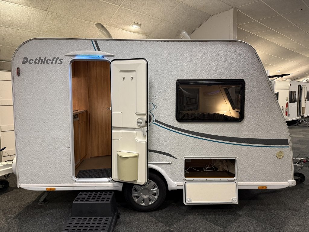 DETHLEFFS NEW LINE 340 HK EINDKEUKEN - DWARSBED (TOP) 820KG, Caravans en Kamperen, Rondzit, Bedrijf, 750 - 1000 kg, Dethleffs