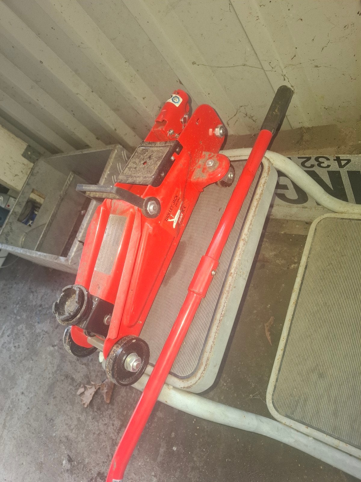 Garagekrik 2 Ton - Hydraulisch, Auto diversen, Ophalen of Verzenden, Gebruikt, Hydraulisch, Garagekrik