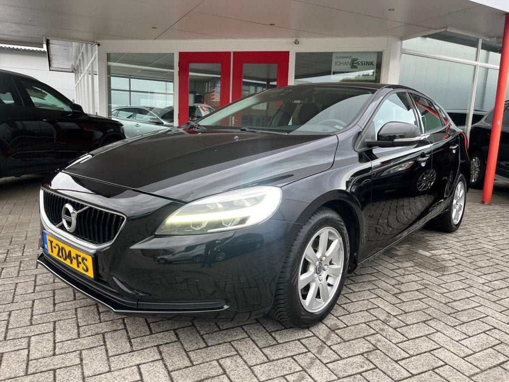 Volvo V40 2.0 T2  122 PK  Navi  Led koplampen  Bluetooth  St, Auto's, Voorwielaandrijving, Gebruikt, Euro 6, 4 cilinders