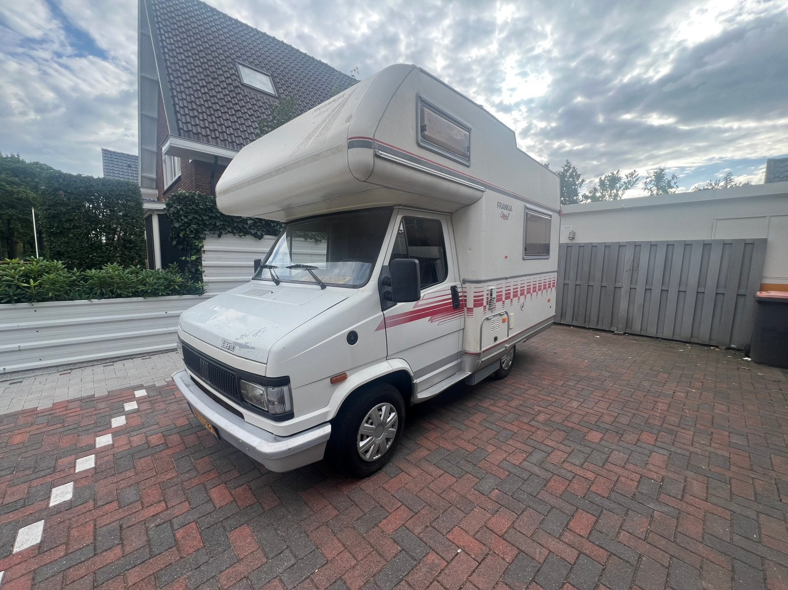 Fiat Ducato Frankia Mobil Camper  1993 Nieuwe APK Startklaar, Caravans en Kamperen, Campers, Alkoof, Fiat, Tot en met 3, Particulier