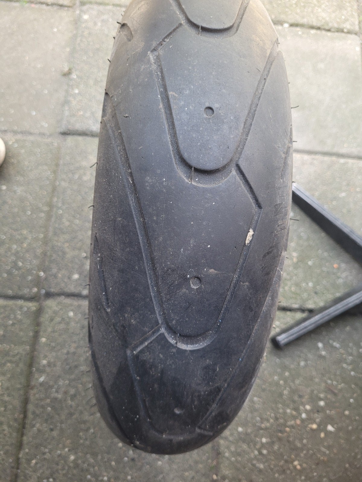 Achterband met velg voor scooter - 130/70-12, Ophalen of Verzenden