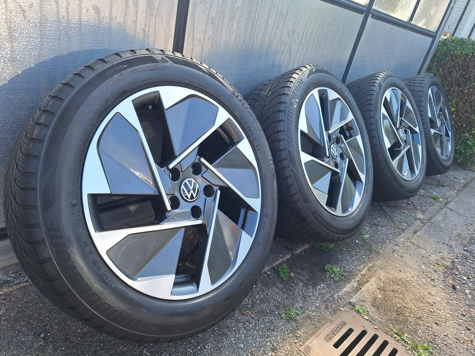 Originele 18 inch Volkswagen Id.3 Id.4 East Derry velgen, Auto-onderdelen, Banden en Velgen, Ophalen, 18 inch, 215 mm, Banden en Velgen